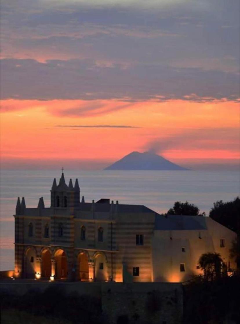 Apartmán Giardino Sul Mare Vibo Valentia Exteriér fotografie